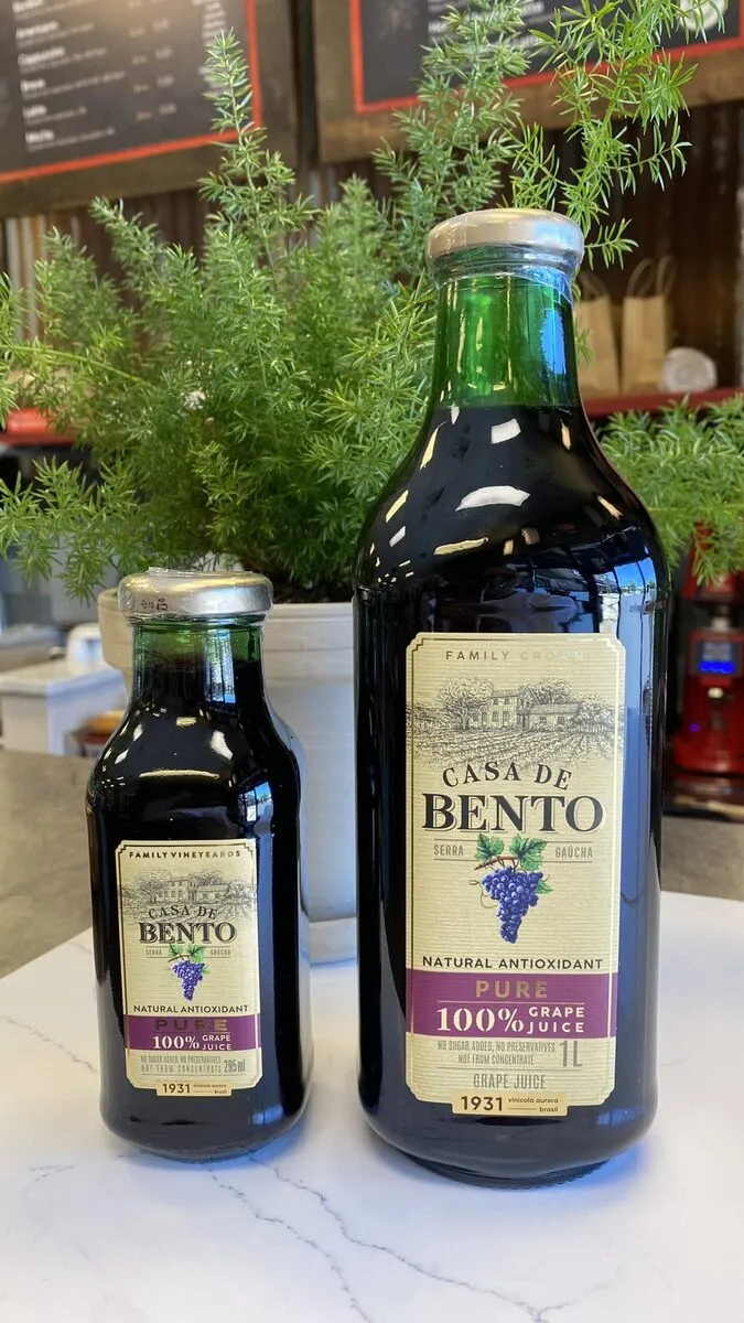 Casa de Bento grape juice